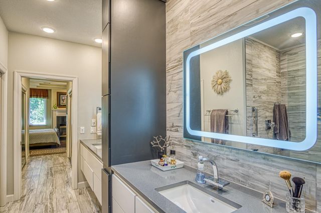 23 Risco Way, Hot Springs Village, AR 71909