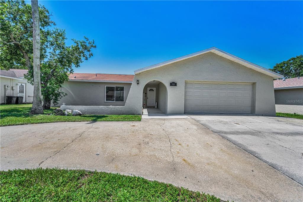 11121 PEPPERTREE LANE, Port Richey, FL 34668