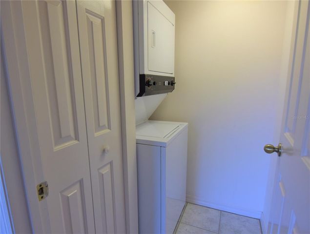 8390 WINGATE DRIVE 525, Sarasota, FL 34238