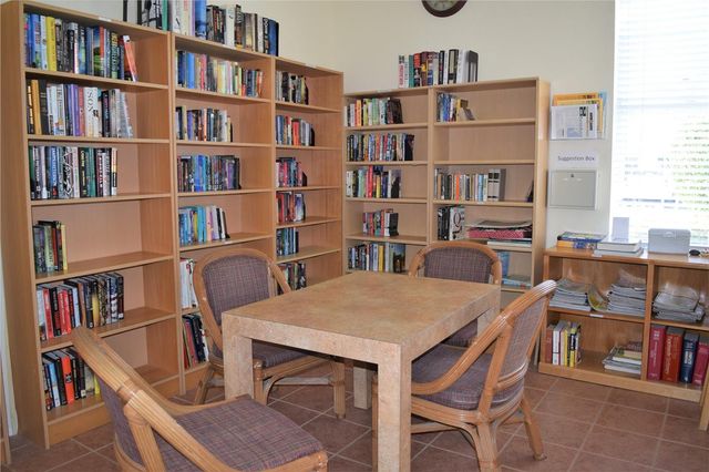 8390 WINGATE DRIVE 525, Sarasota, FL 34238
