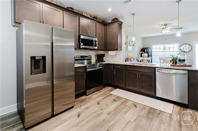 22 Muhly Loop, Richmond Hill, GA 31324