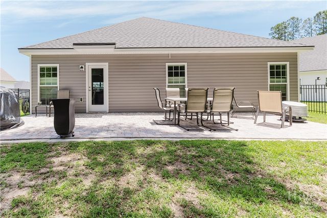 22 Muhly Loop, Richmond Hill, GA 31324