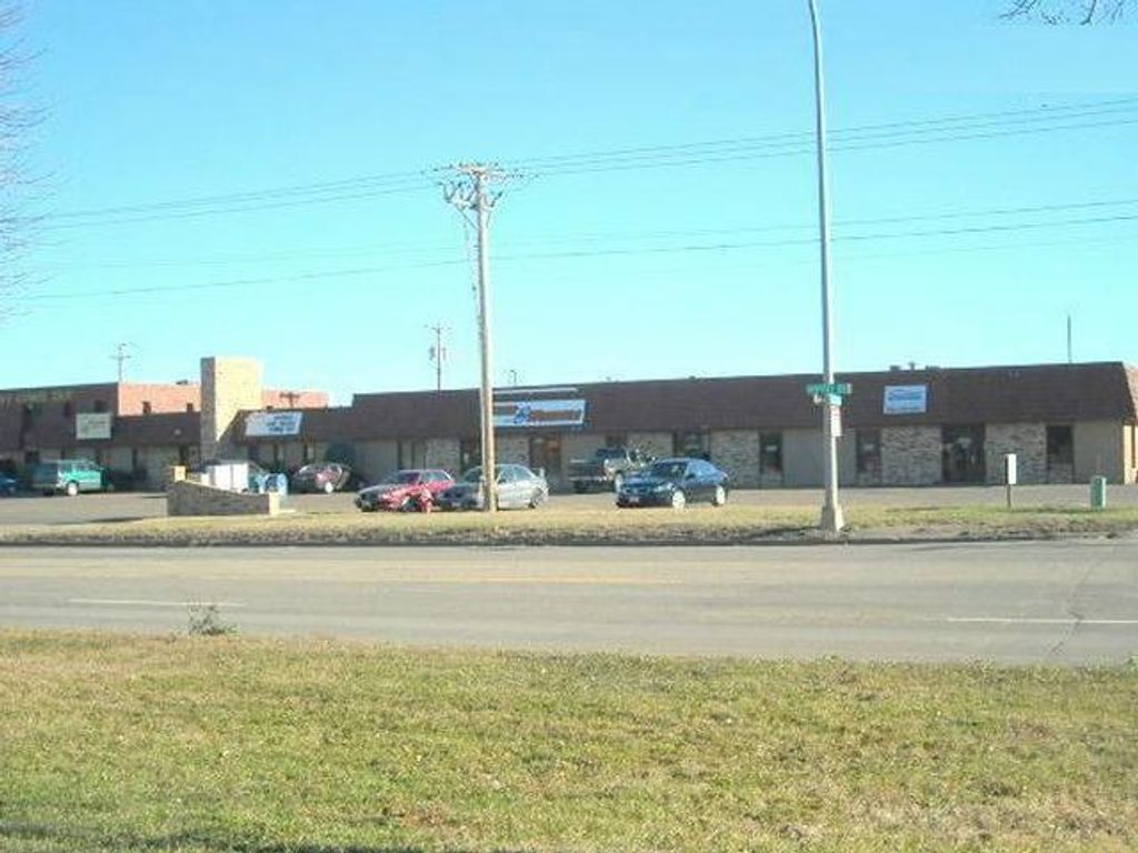 531 Airport Road, Bismarck, ND 58504 photo 2