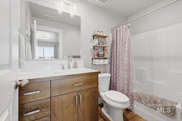 17640 N Wickenburg, Nampa, ID 83687