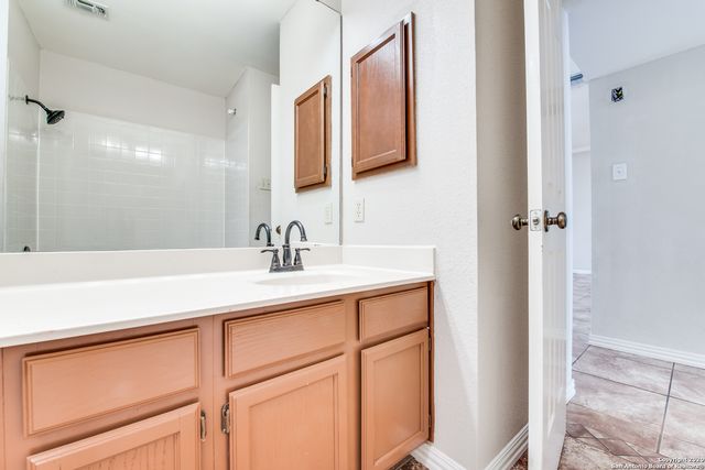 4212 Medical Dr Unit 911, San Antonio, TX 78229