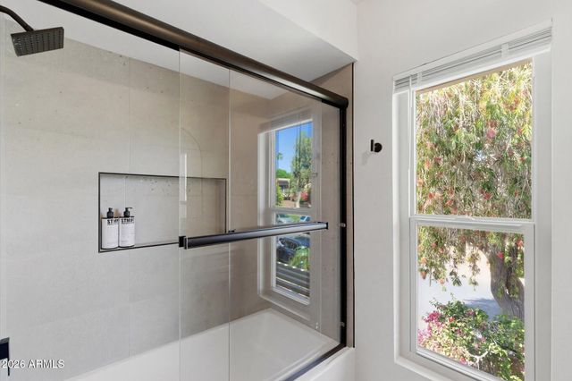 10413 N 10TH Place 3, Phoenix, AZ 85020