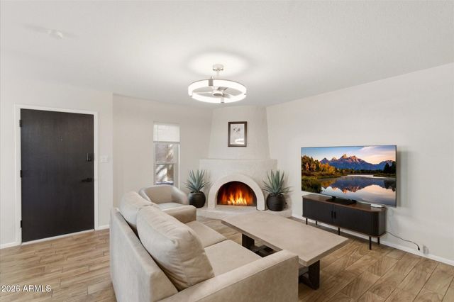 10413 N 10TH Place 3, Phoenix, AZ 85020