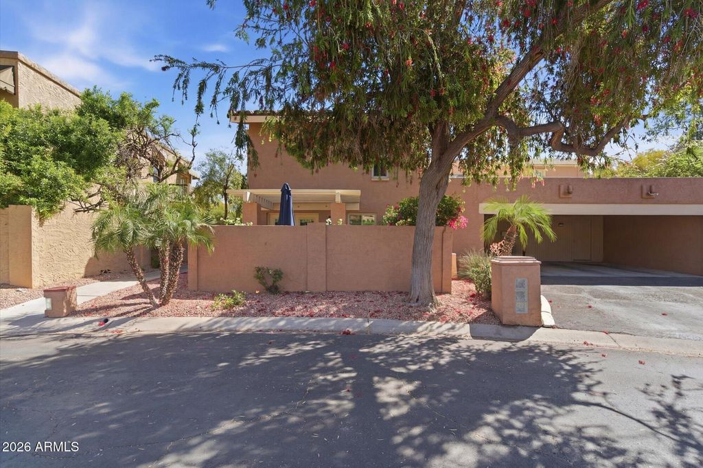 10413 N 10TH Place 3, Phoenix, AZ 85020