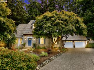 3305 BAYVIEW Ter, Seaside, OR 97138
