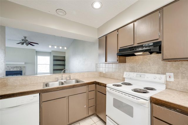 5304 Indio CV D, Austin, TX 78745