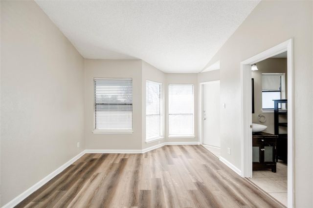 5304 Indio CV D, Austin, TX 78745