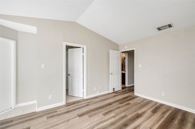 5304 Indio CV D, Austin, TX 78745