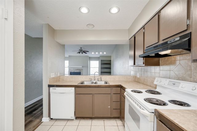 5304 Indio CV D, Austin, TX 78745