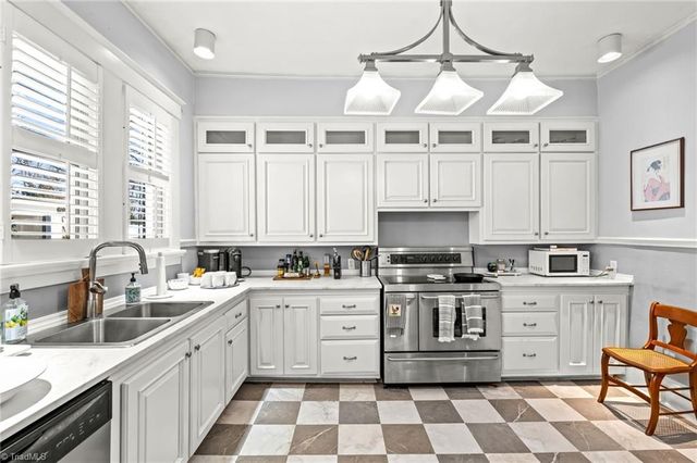 630 Colonial Drive, High Point, NC 27262