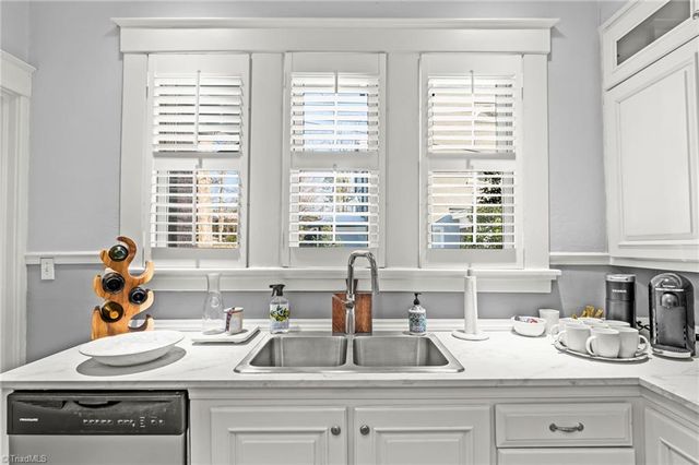 630 Colonial Drive, High Point, NC 27262