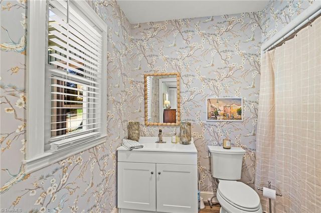 630 Colonial Drive, High Point, NC 27262