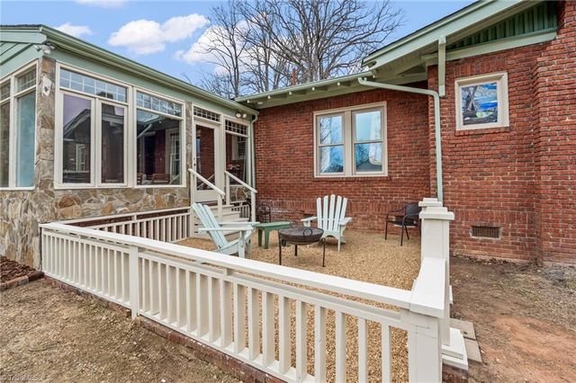 630 Colonial Drive, High Point, NC 27262