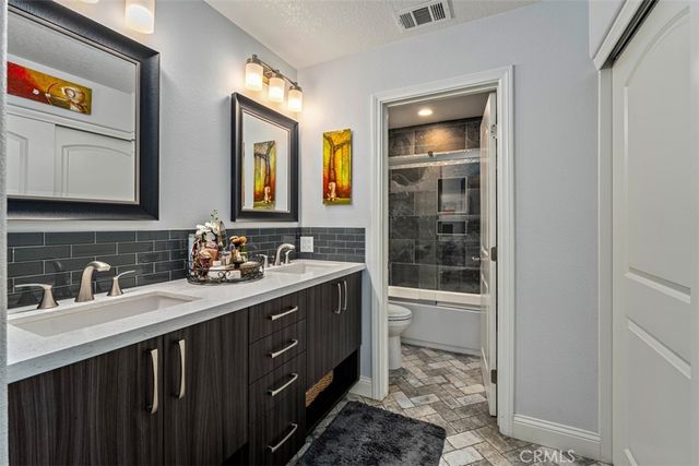 822 S Boulder, Anaheim, CA 92808