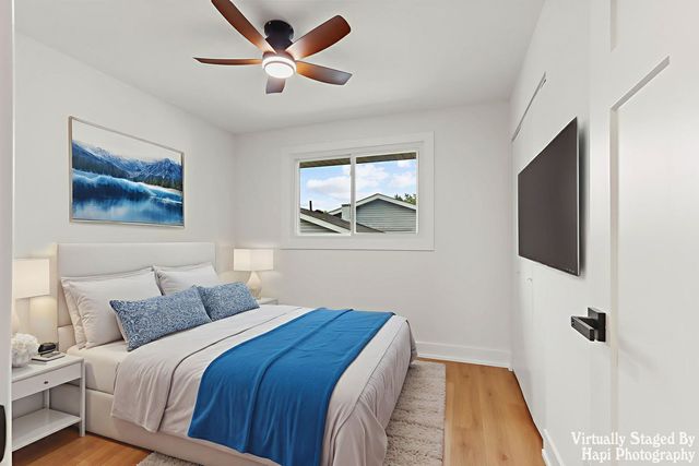 1942 Trail Ridge Street, Arlington Heights, IL 60004