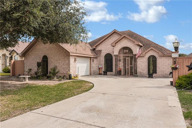 404 N Los Ebanos Boulevard, Alton, TX 78573