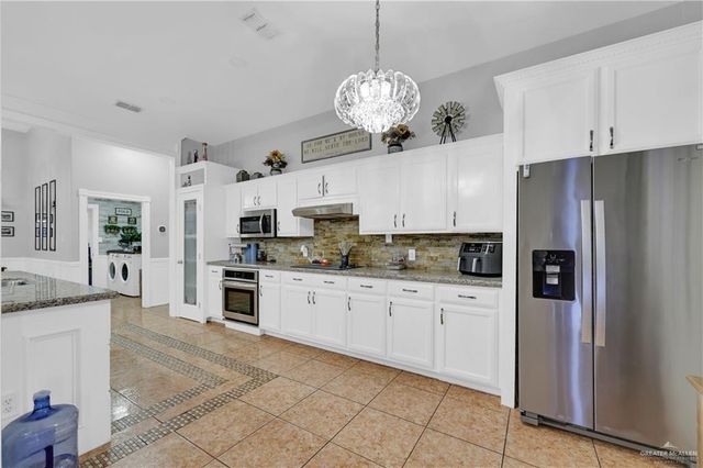 404 N Los Ebanos Boulevard, Alton, TX 78573