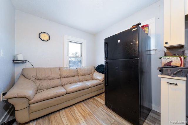 287 S Anderson Avenue, Pontiac, MI 48342