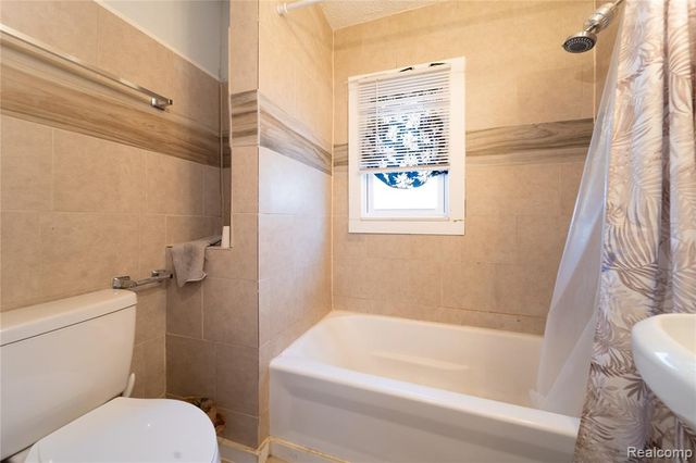 287 S Anderson Avenue, Pontiac, MI 48342