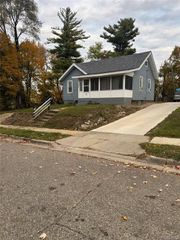 287 S Anderson Avenue, Pontiac, MI 48342