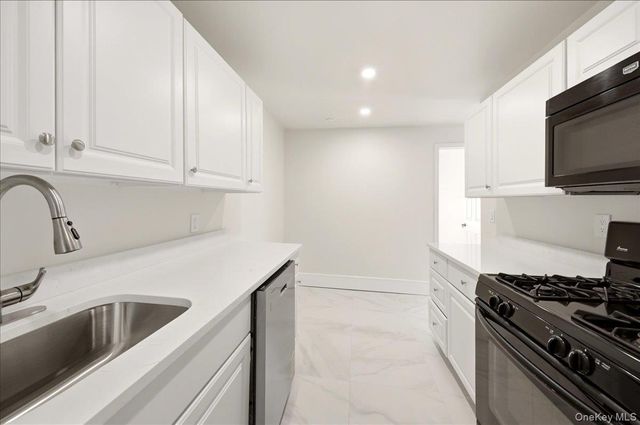 32 Orchard Street 3, Pleasantville, NY 10570