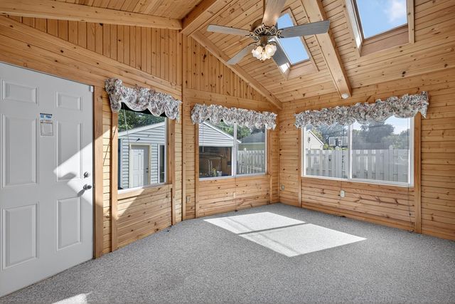 808 13th Avenue NE, Rochester, MN 55906