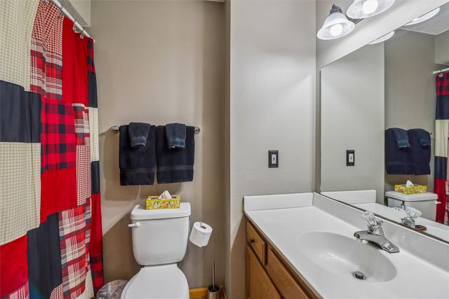 3304 SE 19th Court, Des Moines, IA 50320