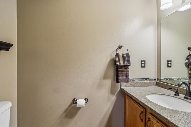 3304 SE 19th Court, Des Moines, IA 50320