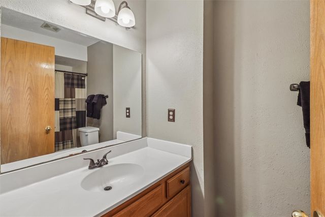 3304 SE 19th Court, Des Moines, IA 50320