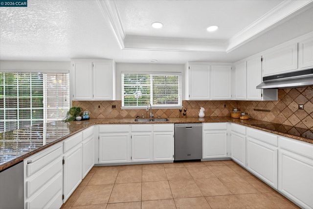 804 Eastbrook Ct, Danville, CA 94506