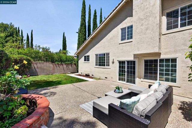 804 Eastbrook Ct, Danville, CA 94506