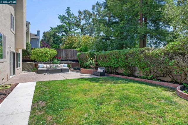 804 Eastbrook Ct, Danville, CA 94506