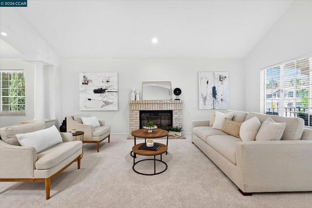 804 Eastbrook Ct, Danville, CA 94506