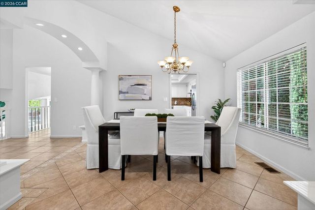 804 Eastbrook Ct, Danville, CA 94506
