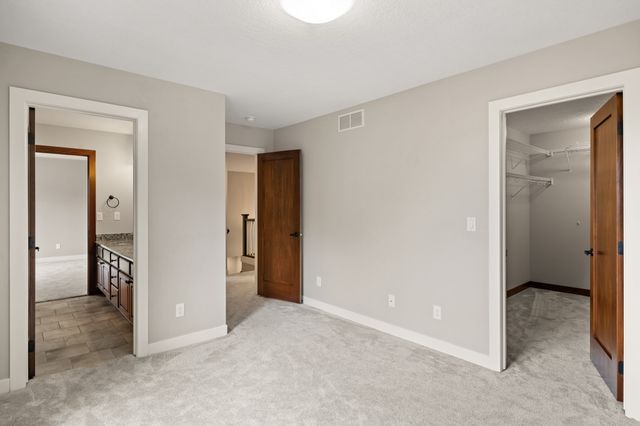 2944 NW 167th Street, Clive, IA 50325