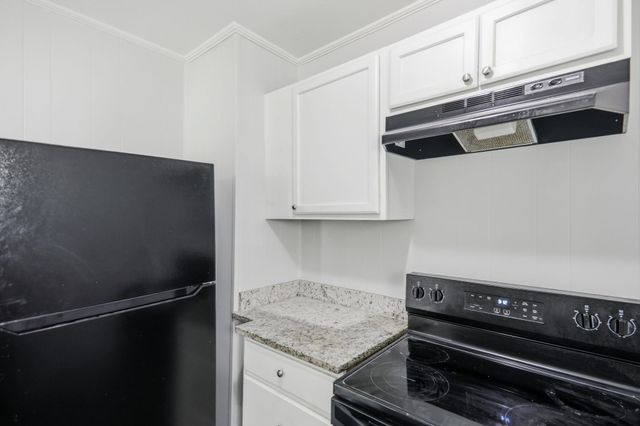 713 E BRENTWOOD CIR, Memphis, TN 38111