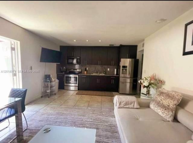 315 NW 59th St 2, Miami, FL 33127