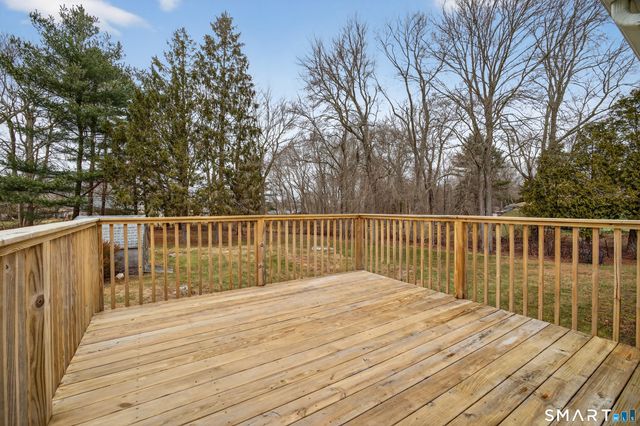 205 Browning Road, Norwich, CT 06360