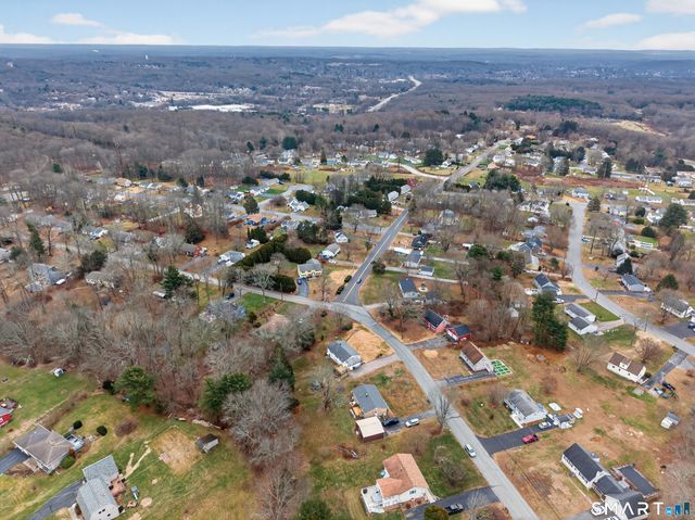 205 Browning Road, Norwich, CT 06360