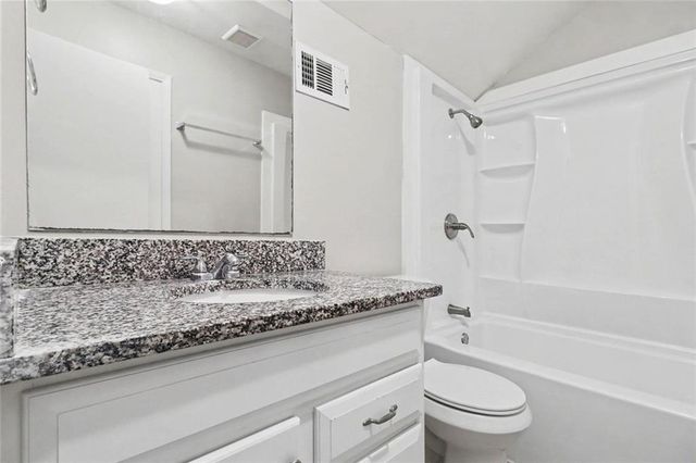 856 Park Villa Way, Jonesboro, GA 30238