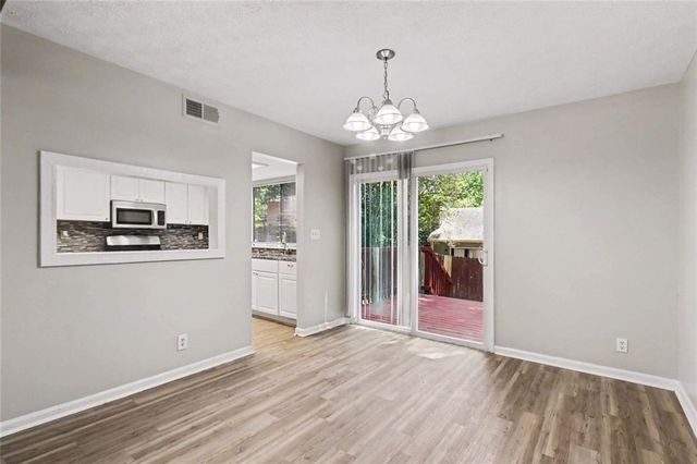 856 Park Villa Way, Jonesboro, GA 30238