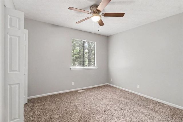856 Park Villa Way, Jonesboro, GA 30238