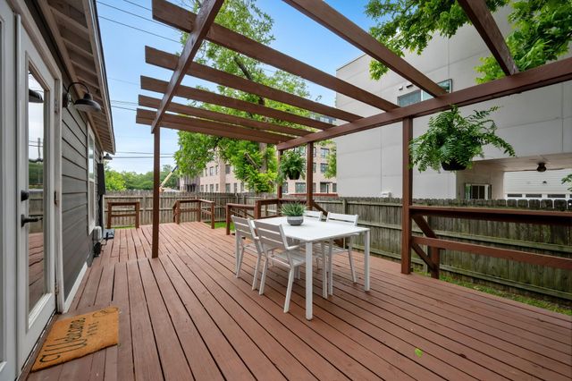 5517 Avenue G A, Austin, TX 78751
