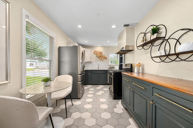 5517 Avenue G A, Austin, TX 78751