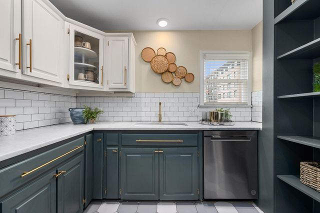 5517 Avenue G A, Austin, TX 78751