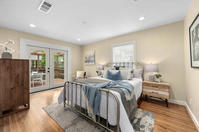 5517 Avenue G A, Austin, TX 78751